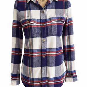 American Eagle Plaid Flannel Shirt – Size S – Classic Fit